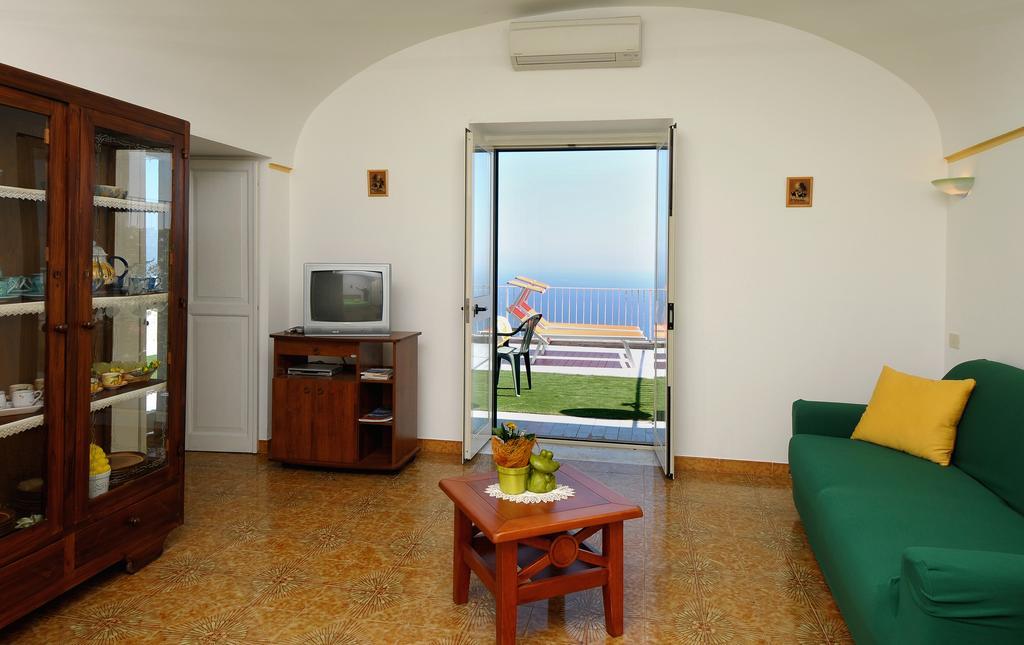 Вилла Relais Giaggiolo Конка-дей-Марини Экстерьер фото
